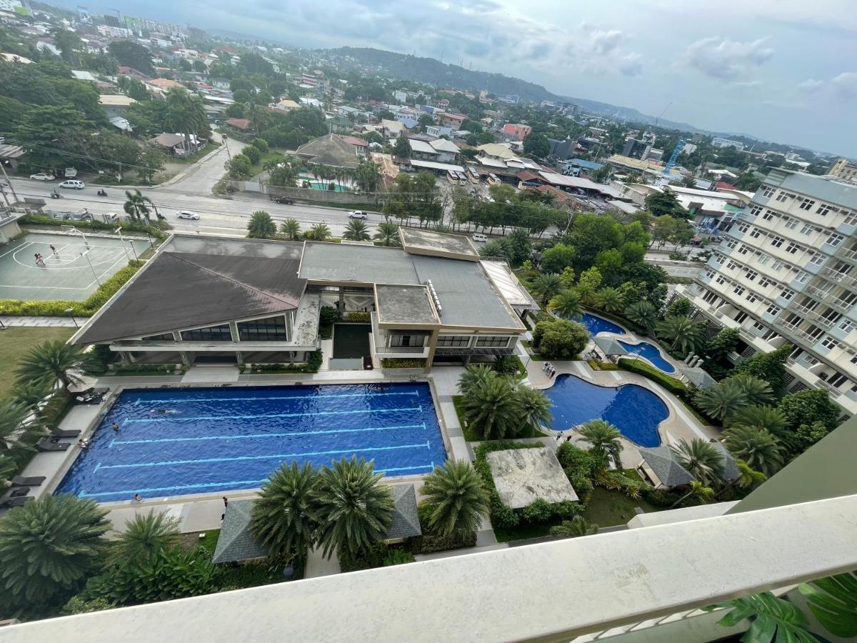 Verdon Parc Condo Davao ภายนอก รูปภาพ